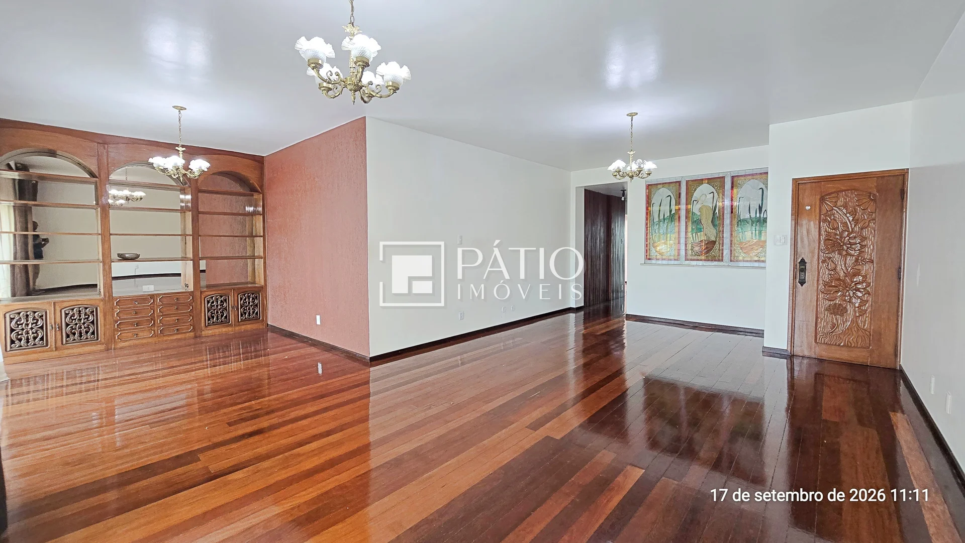 Apartamento 3 Suítes para Alugar em Batista Campos