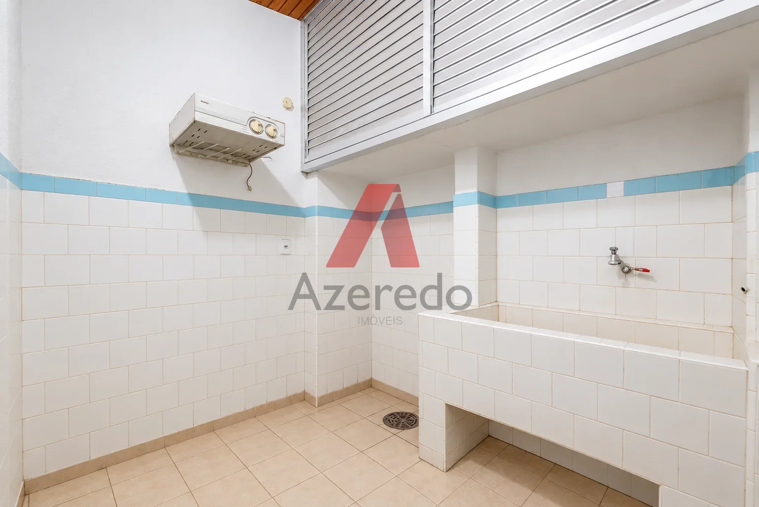 Casa 4 Dormitórios à Venda em Petrópolis, POA — Miniatura 65