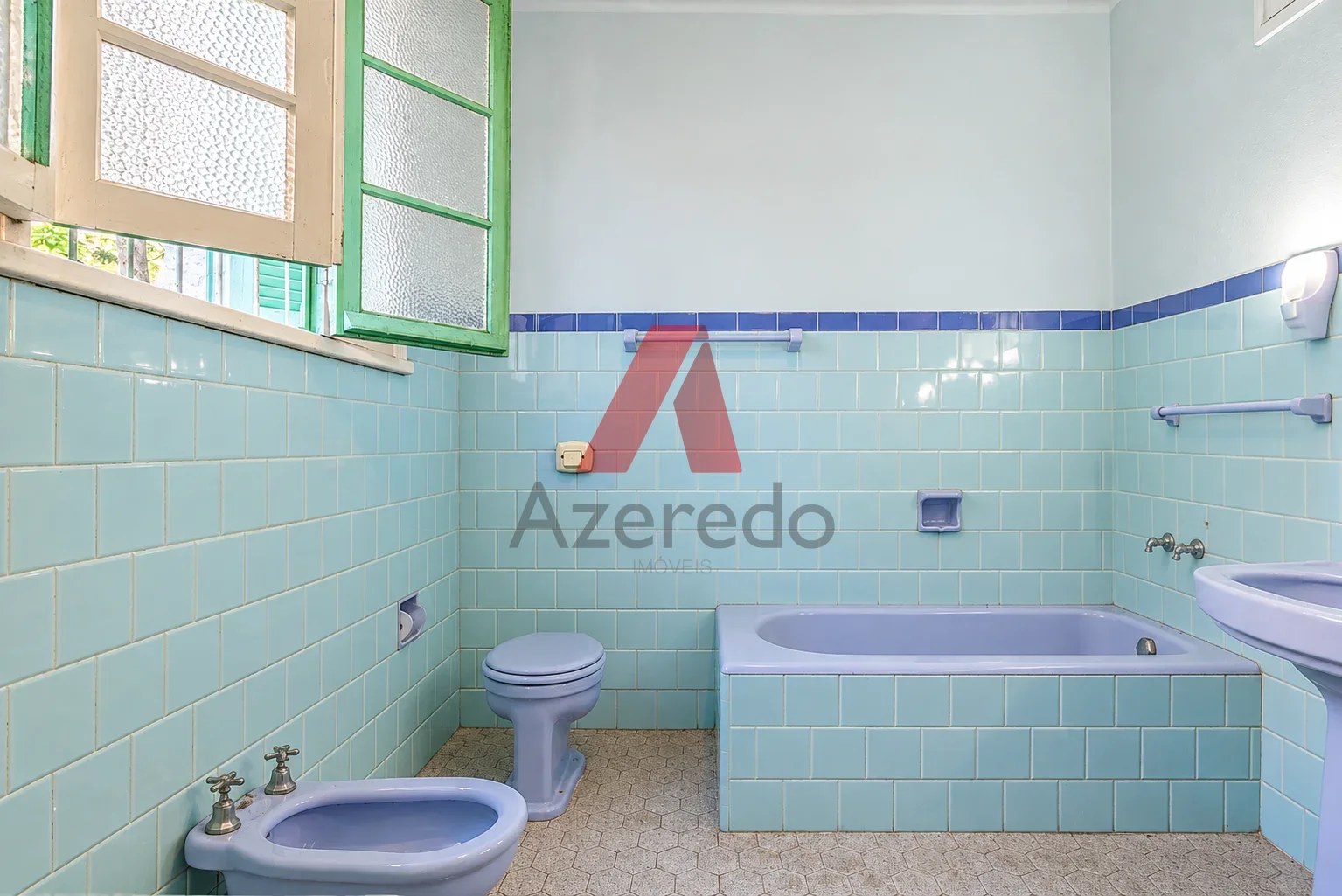 Casa 4 Dormitórios à Venda em Petrópolis, POA — Miniatura 39