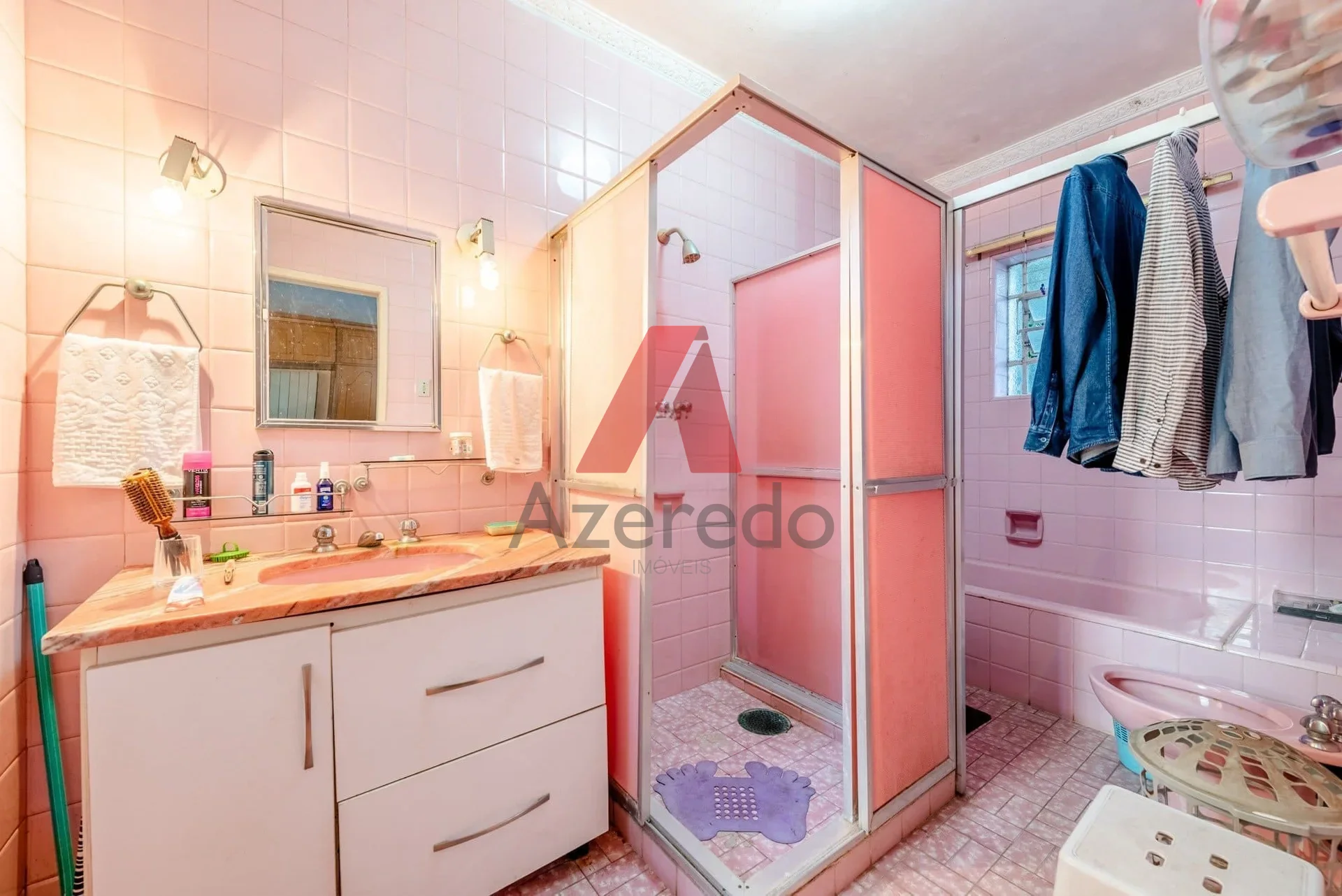 Casa 4 Dormitórios à Venda em Petrópolis, POA — Miniatura 42