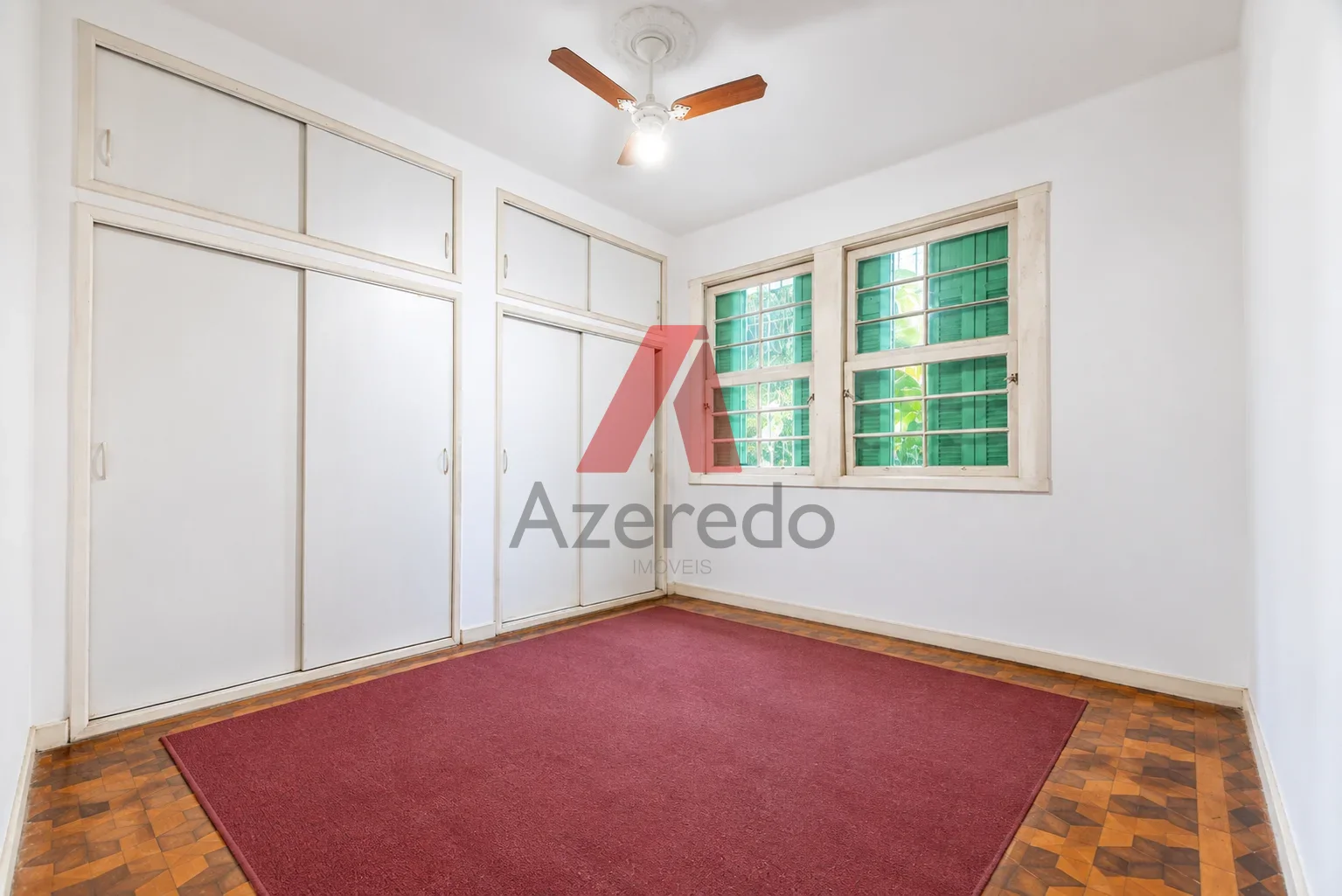 Casa 4 Dormitórios à Venda em Petrópolis, POA — Miniatura 37