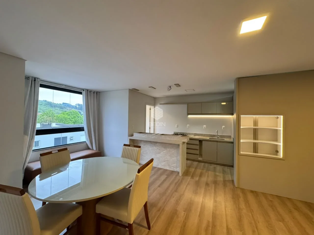 Apartamento 2 dormitórios para locação no Centro — Miniatura 5