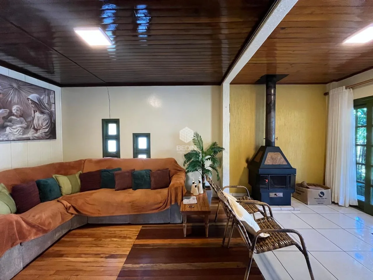 Casa 3 Dorm. à Venda no Gramadinho - Serafina Corrêa