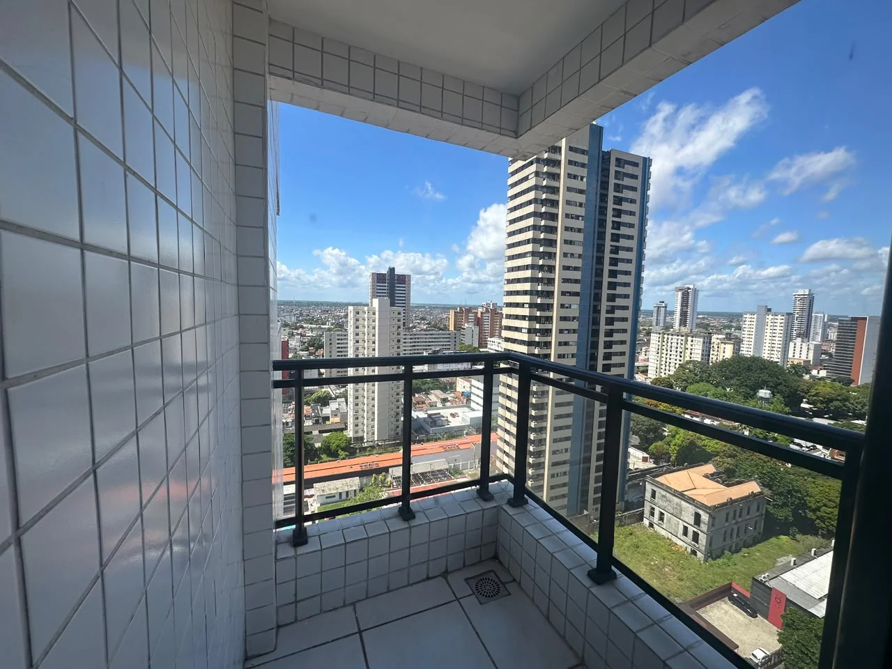 Apartamento 3 Suítes 118m² à Venda - Ed. Real Dream — Miniatura 4