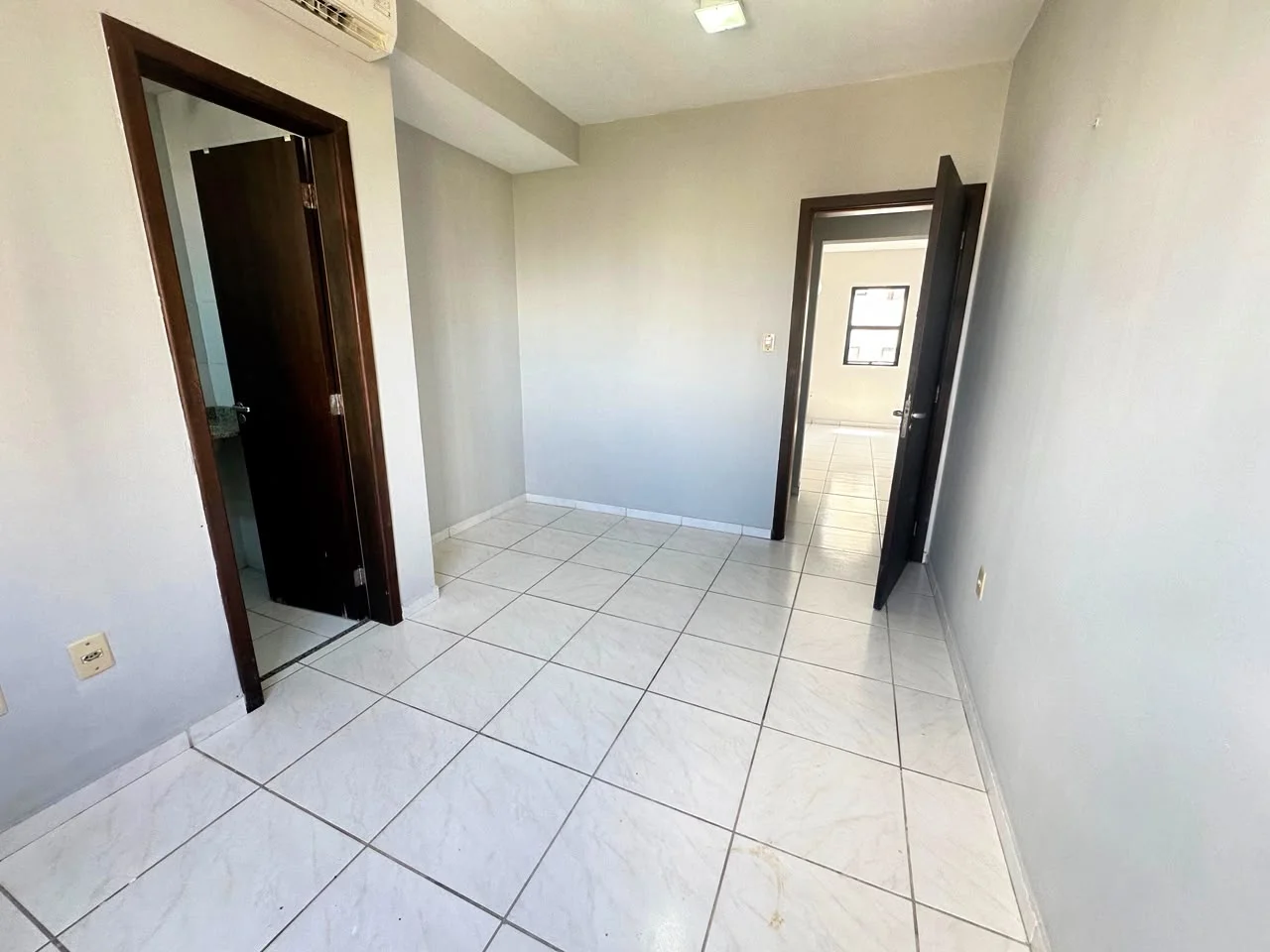 Apartamento 3 Suítes 118m² à Venda - Ed. Real Dream — Miniatura 10