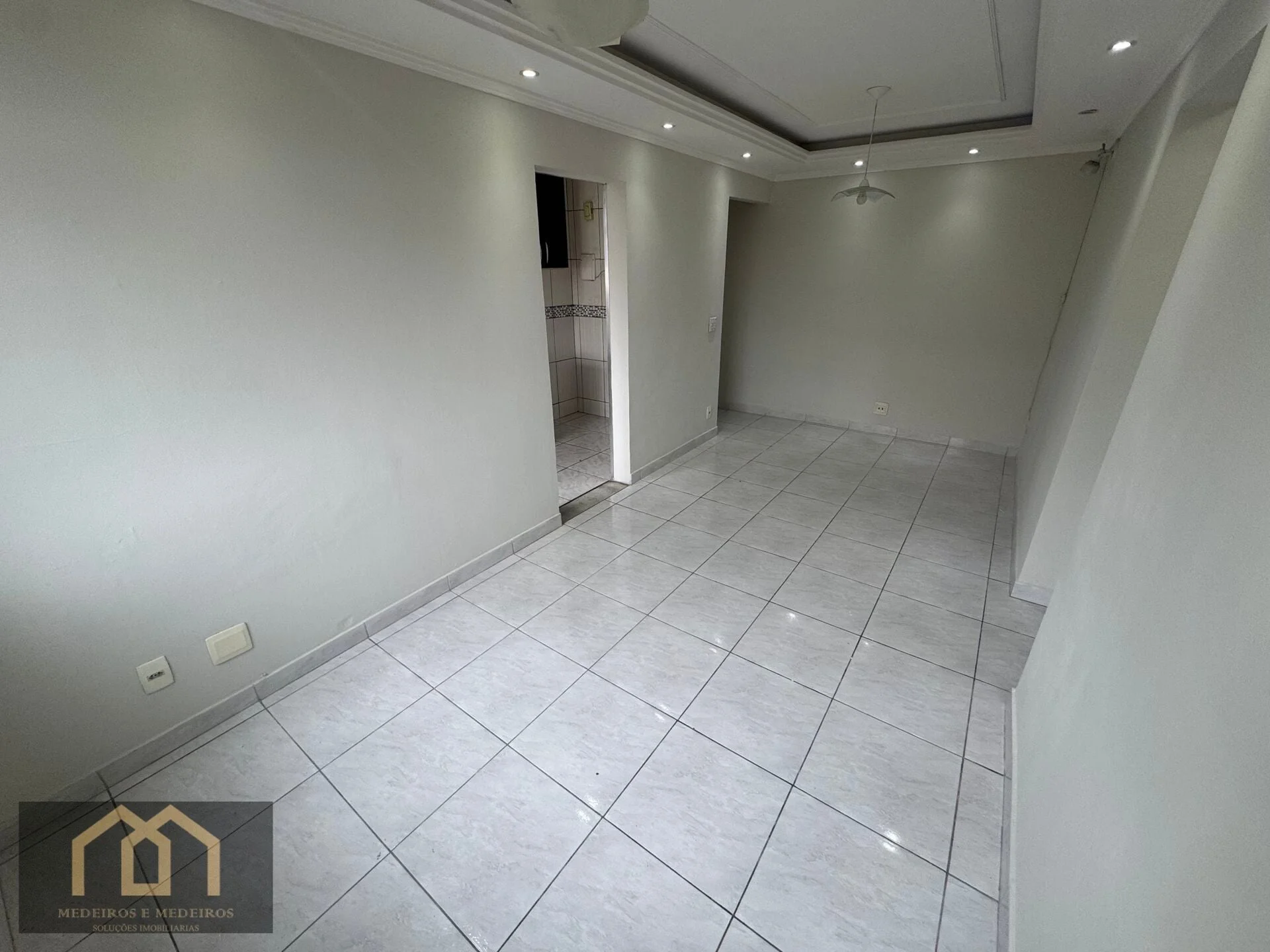 Apartamento - Vaz Lobo, Rio de Janeiro (Ref. 1056) — Miniatura 4