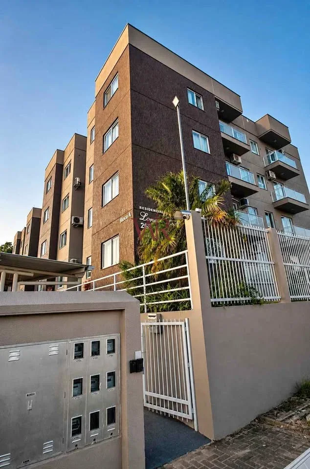 Apartamento Lona Lases à Venda