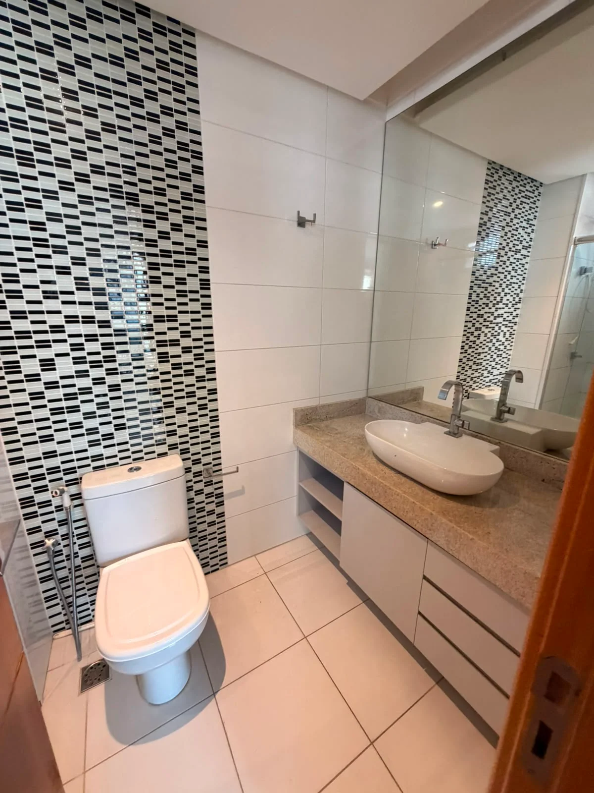 Apartamento 3 Suítes à Venda em Batista Campos — Miniatura 11