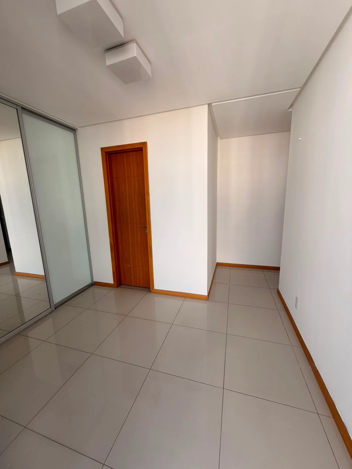 Apartamento 3 Suítes à Venda em Batista Campos — Miniatura 8