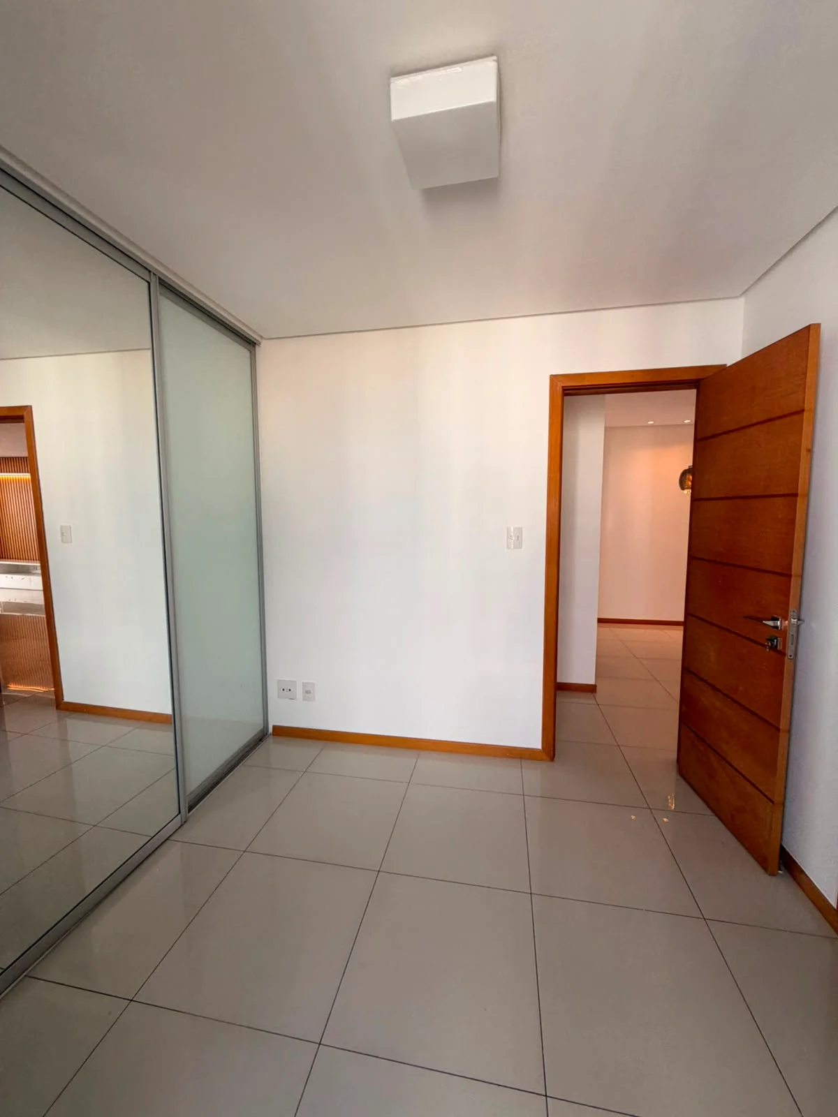 Apartamento 3 Suítes à Venda em Batista Campos — Miniatura 12