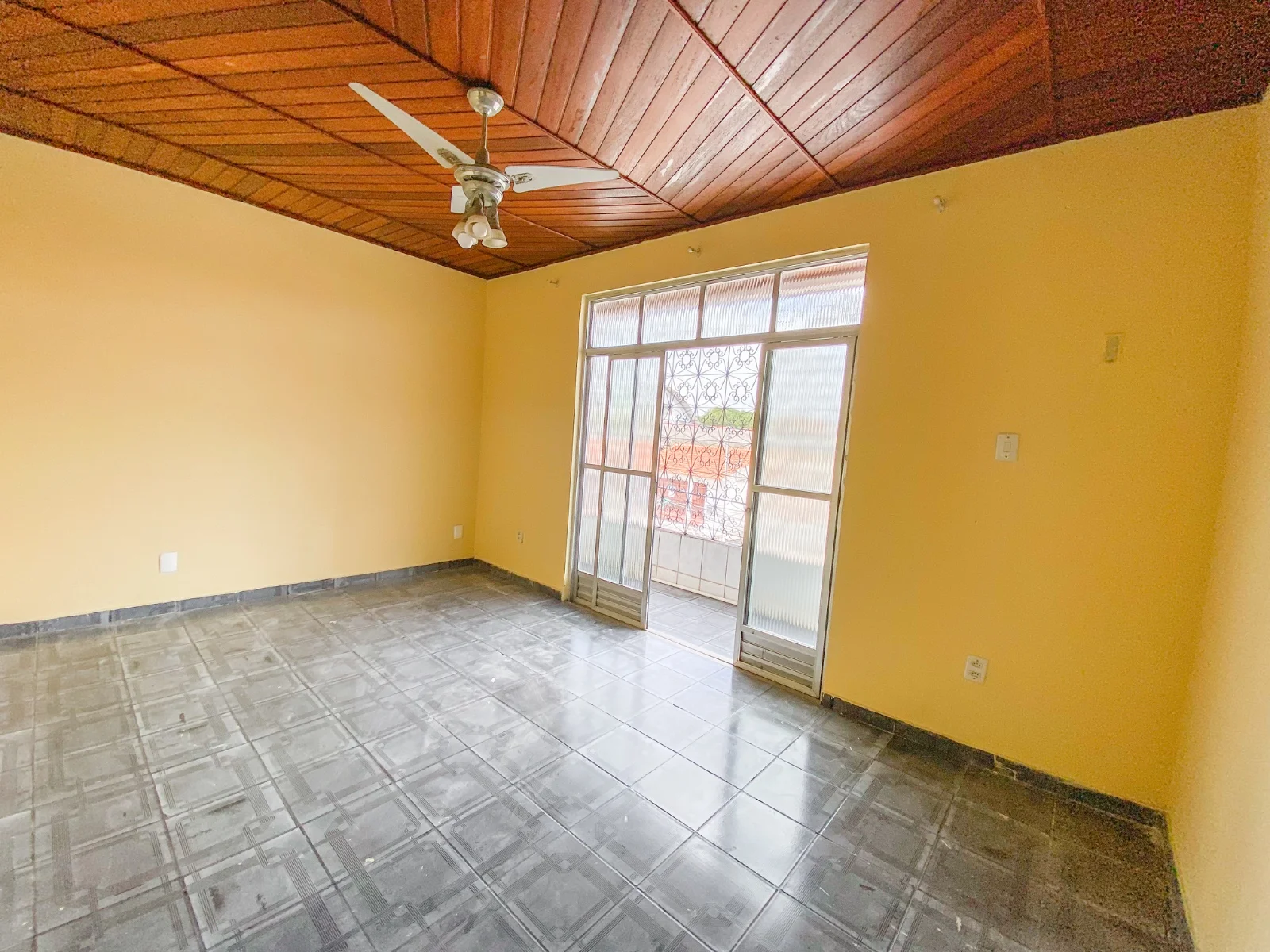 LUMIAR VENDE I ALUGA I CASA RESIDENCIAL OU COMERCIAL I 125m² I 3 QUARTOS, 1 SUÍTE I MARCO/PA — Miniatura 15