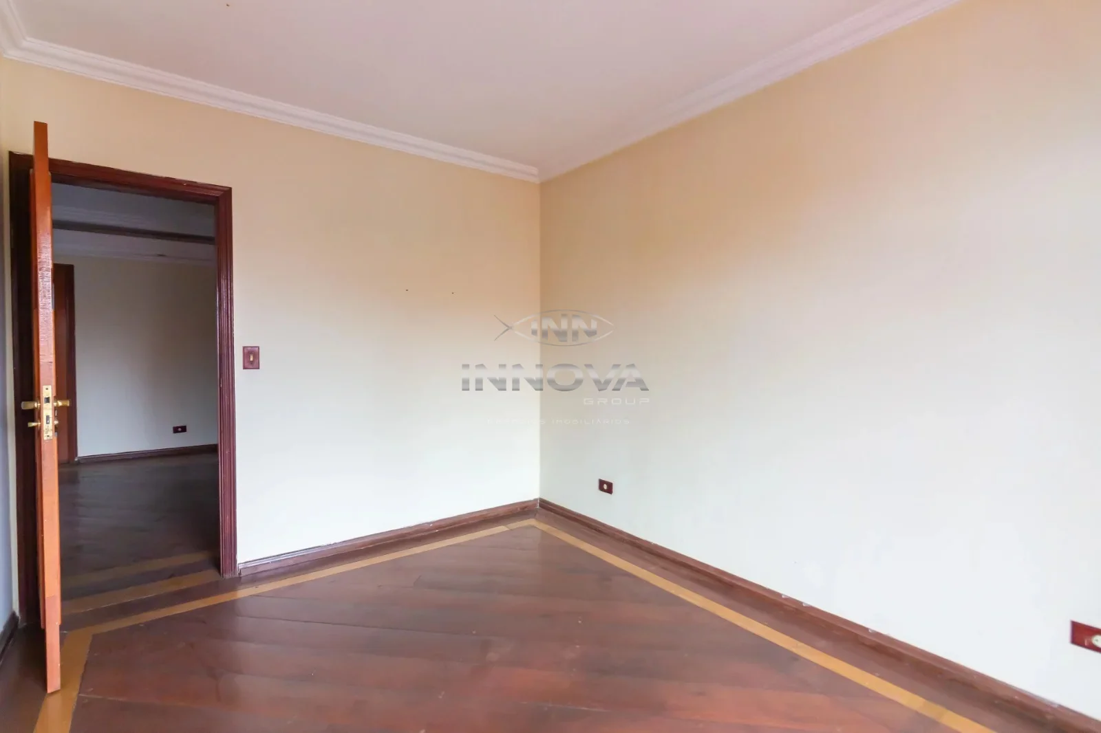 Casa à venda com 286m², 2 quartos e 2 vagas, no Vila Yolanda, Osasco — Miniatura 9